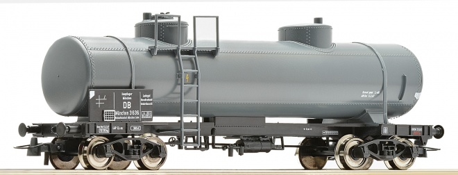 Tank car<br /><a href='images/pictures/Roco/229242.jpg' target='_blank'>Full size image</a>